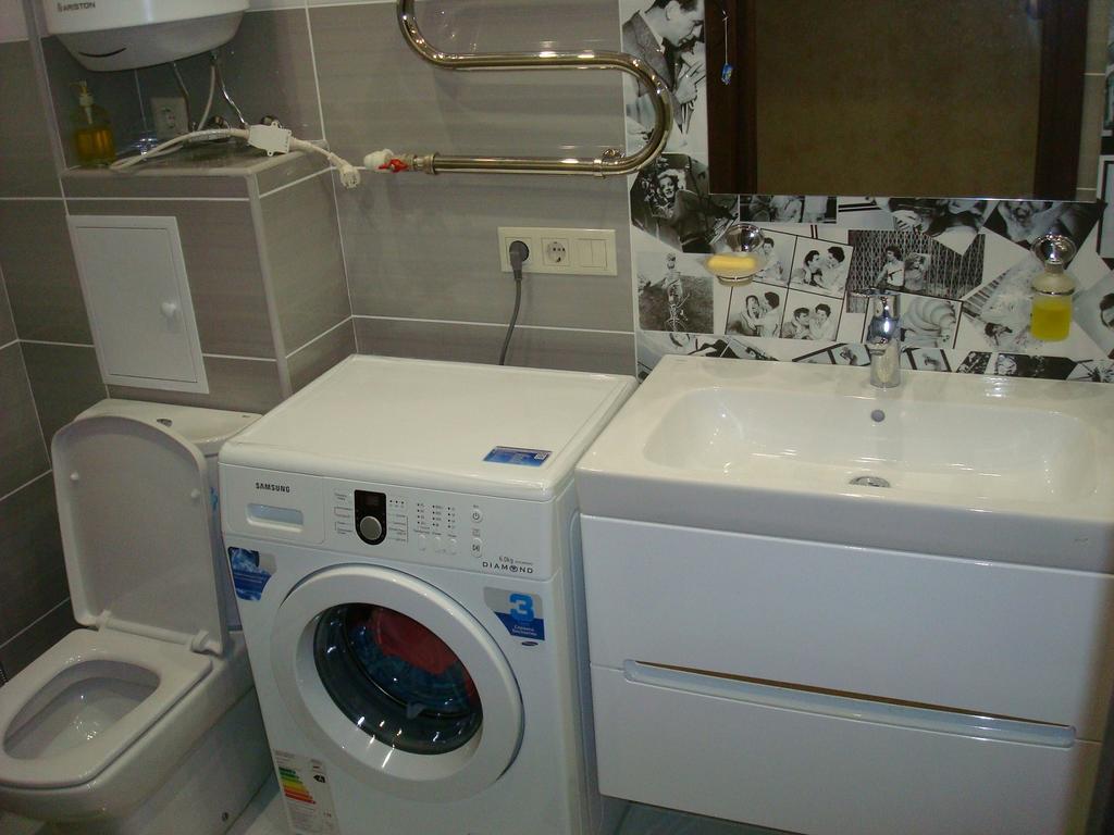 Apartment on Privokzalnaya 2/1 Vinnitsya Dış mekan fotoğraf